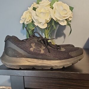 Under Armour Black Running Shoes